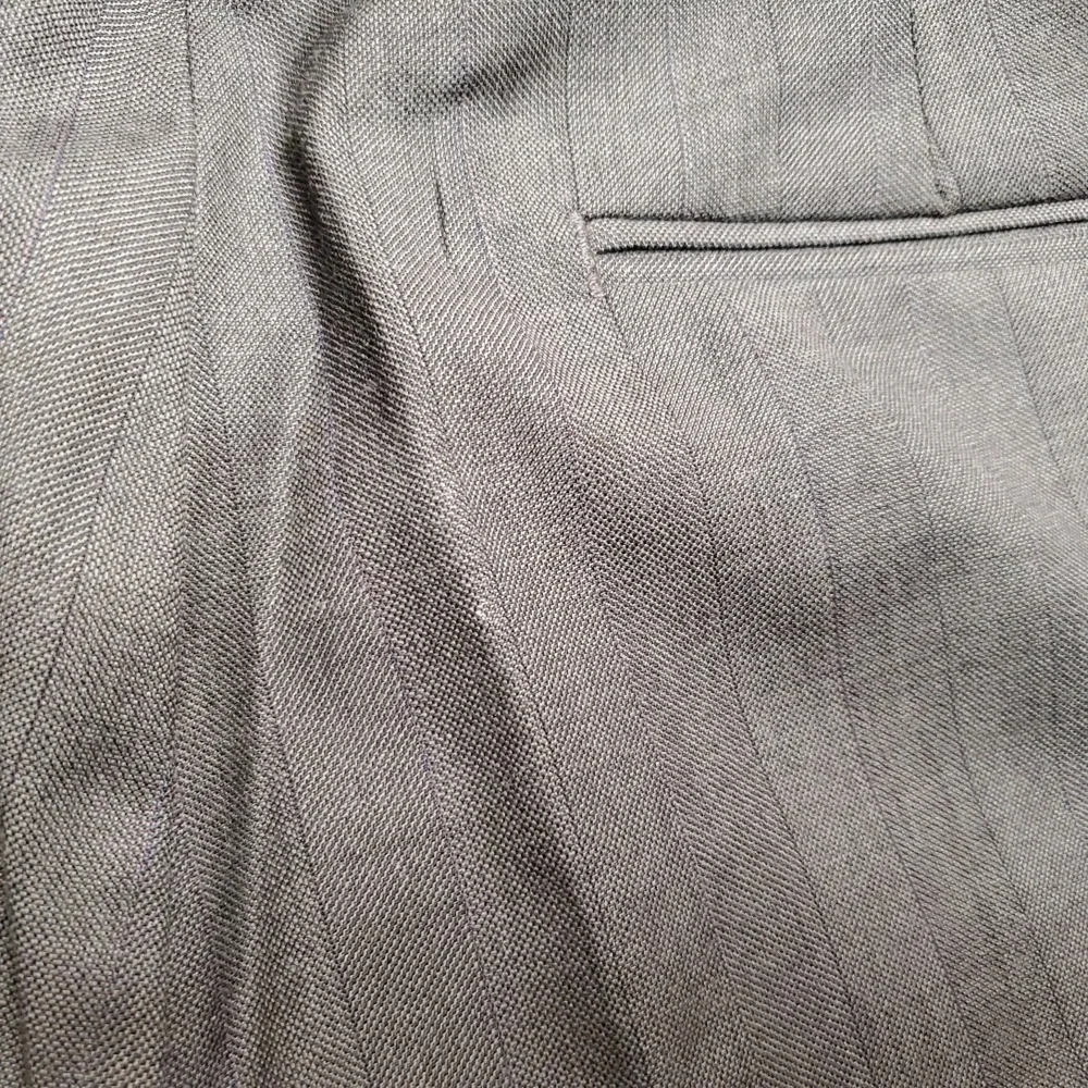 VTG Haggar Pants Mens 34x30 Gray Gentleman Fit Pleated Dress Retro Made In USA